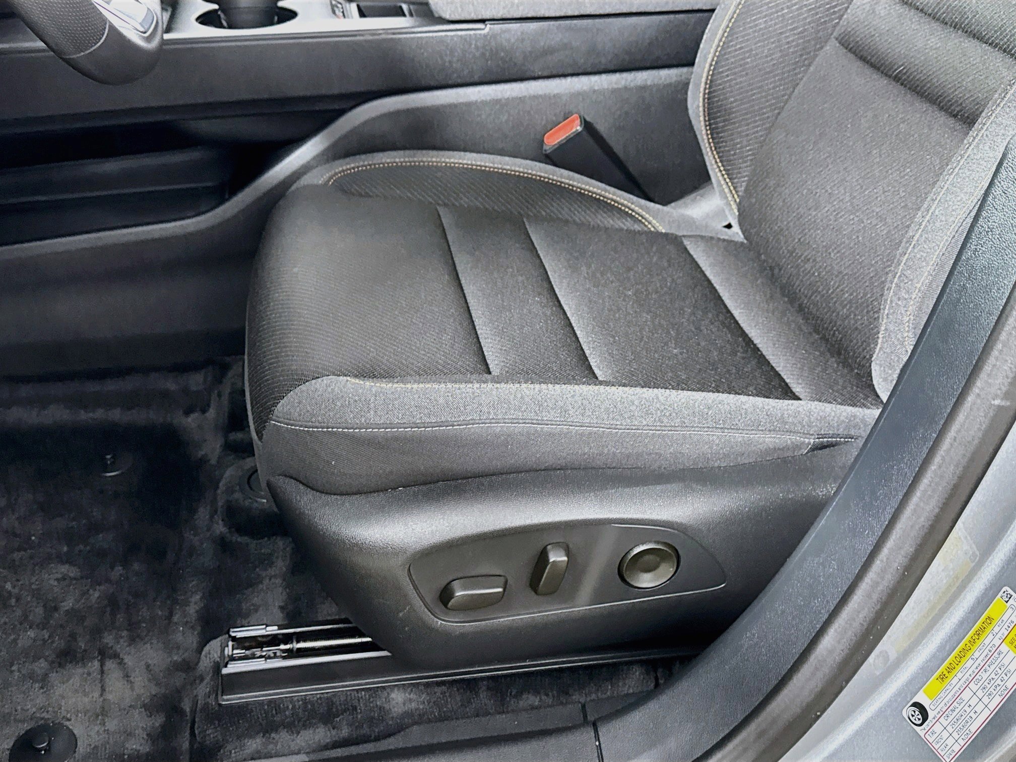 Used 2025 Honda Prologue EX image 19