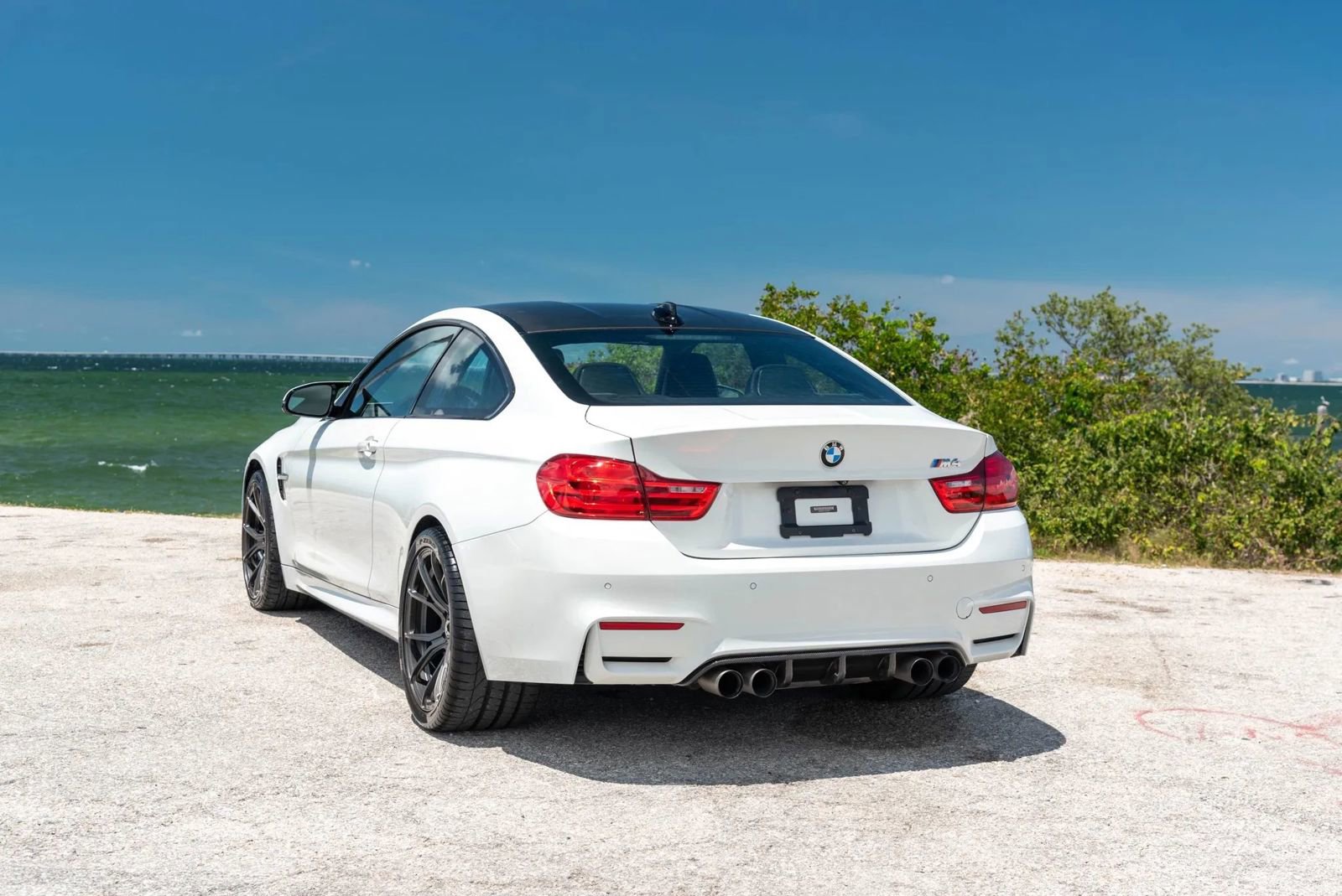 Used 2015 BMW M4 Coupe RWD image 14