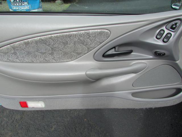 Used 1996 Mercury Cougar XR7 image 2