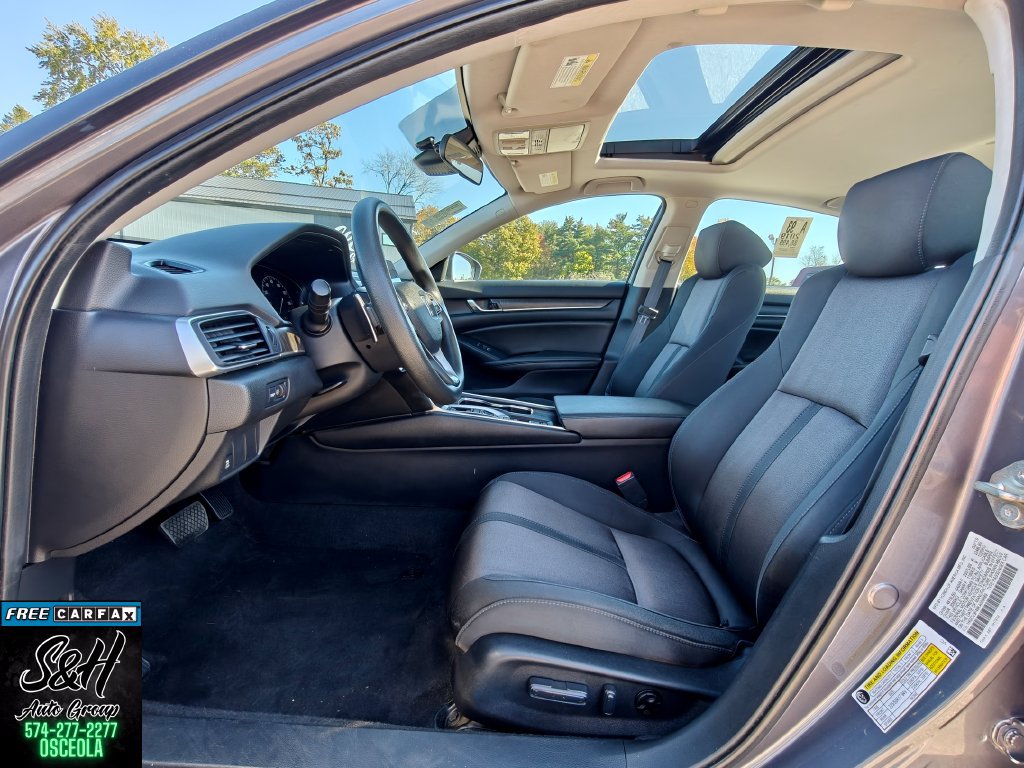 Used 2019 Honda Accord EX image 18
