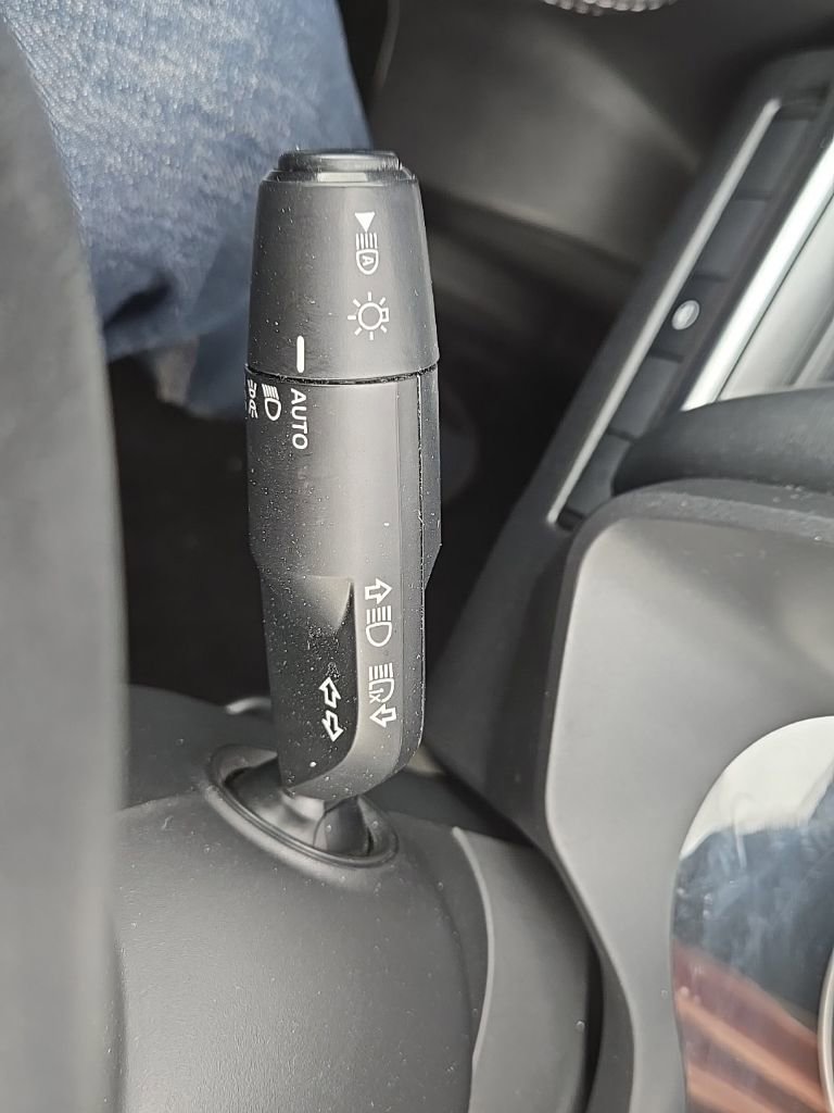 Used 2024 Nissan Rogue SV image 20