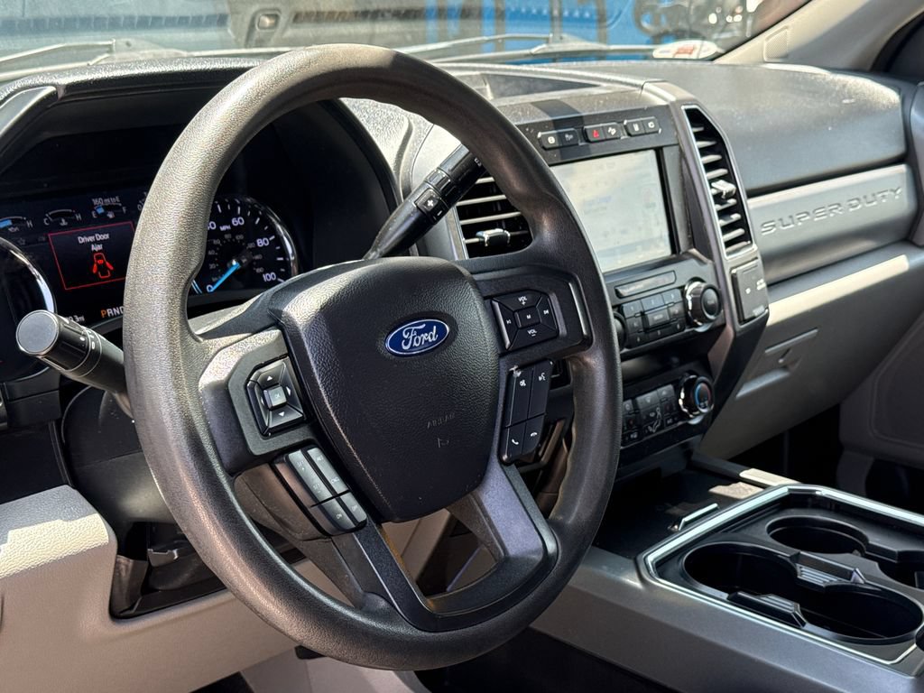 Used 2020 Ford F350 XLT w/ XLT Premium Package AWD/4WD image 19