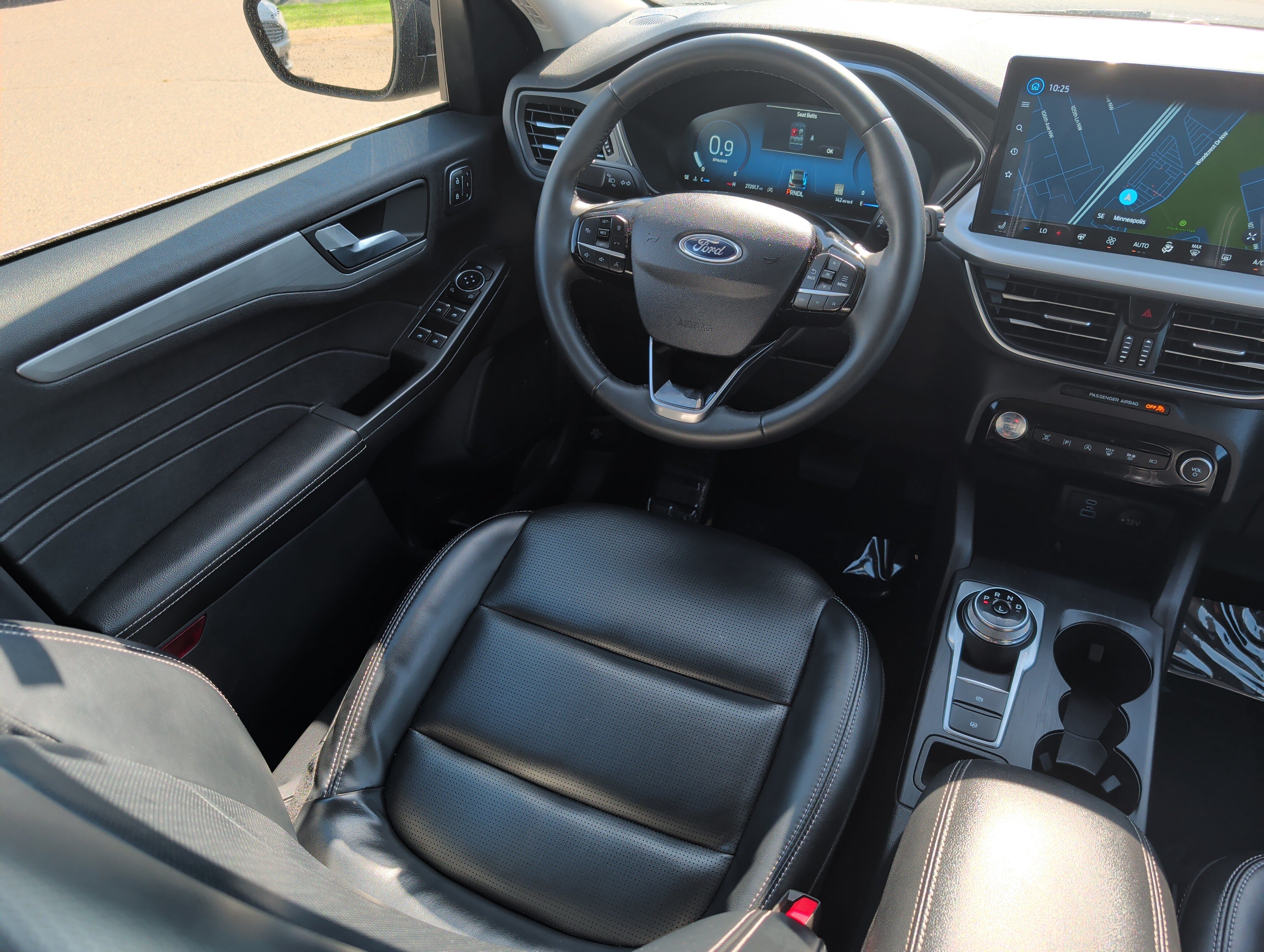 Used 2023 Ford Escape Platinum AWD/4WD image 10