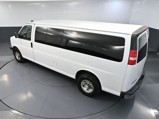 Used 2017 Chevrolet Express 3500 LT w/ LT Preferred Equipment Group RWD image 49