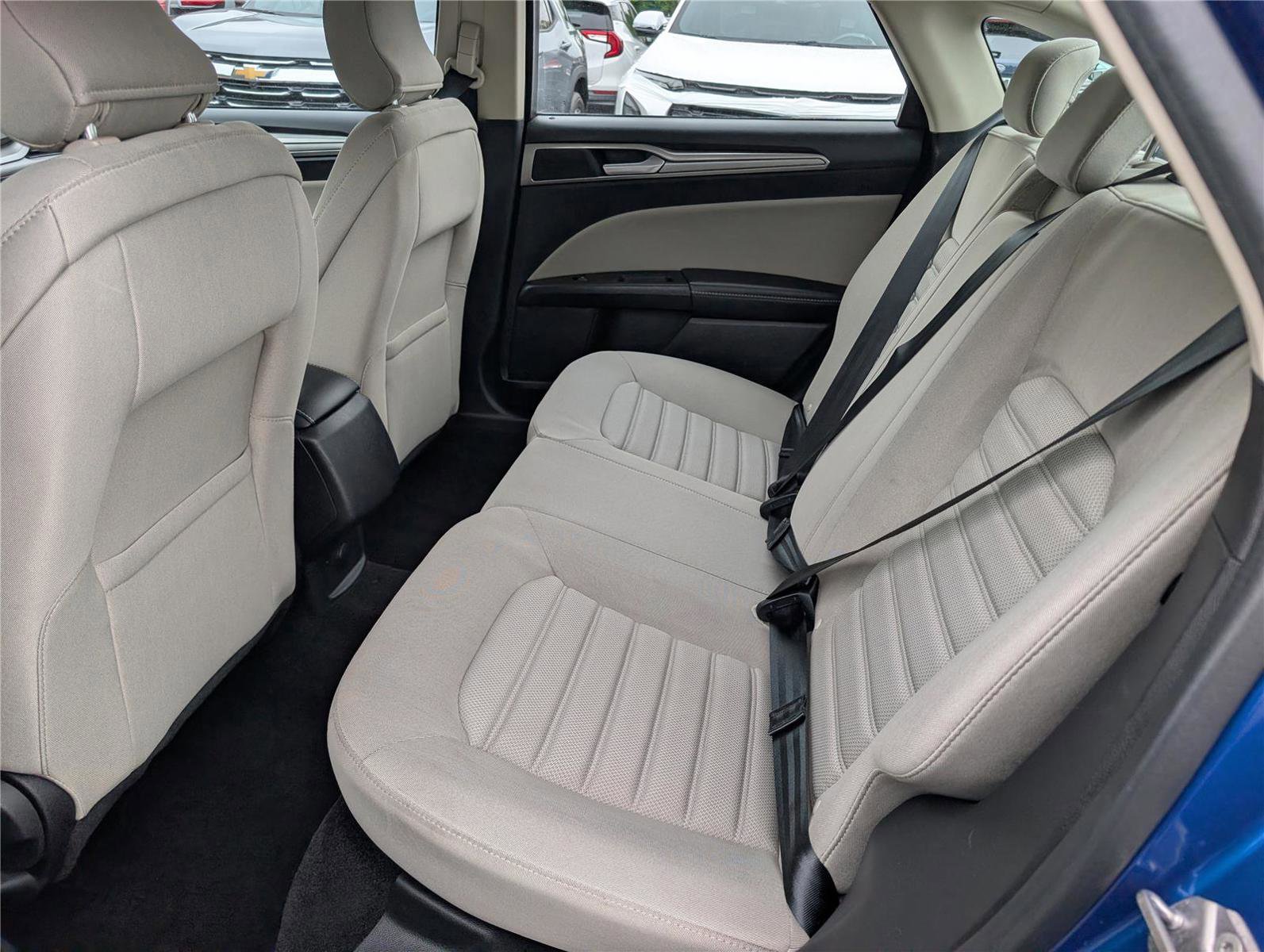 Used 2018 Ford Fusion S FWD image 15