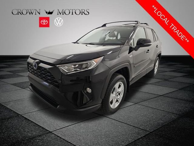 Used 2019 Toyota RAV4 XLE w/ Convenience Package image 3