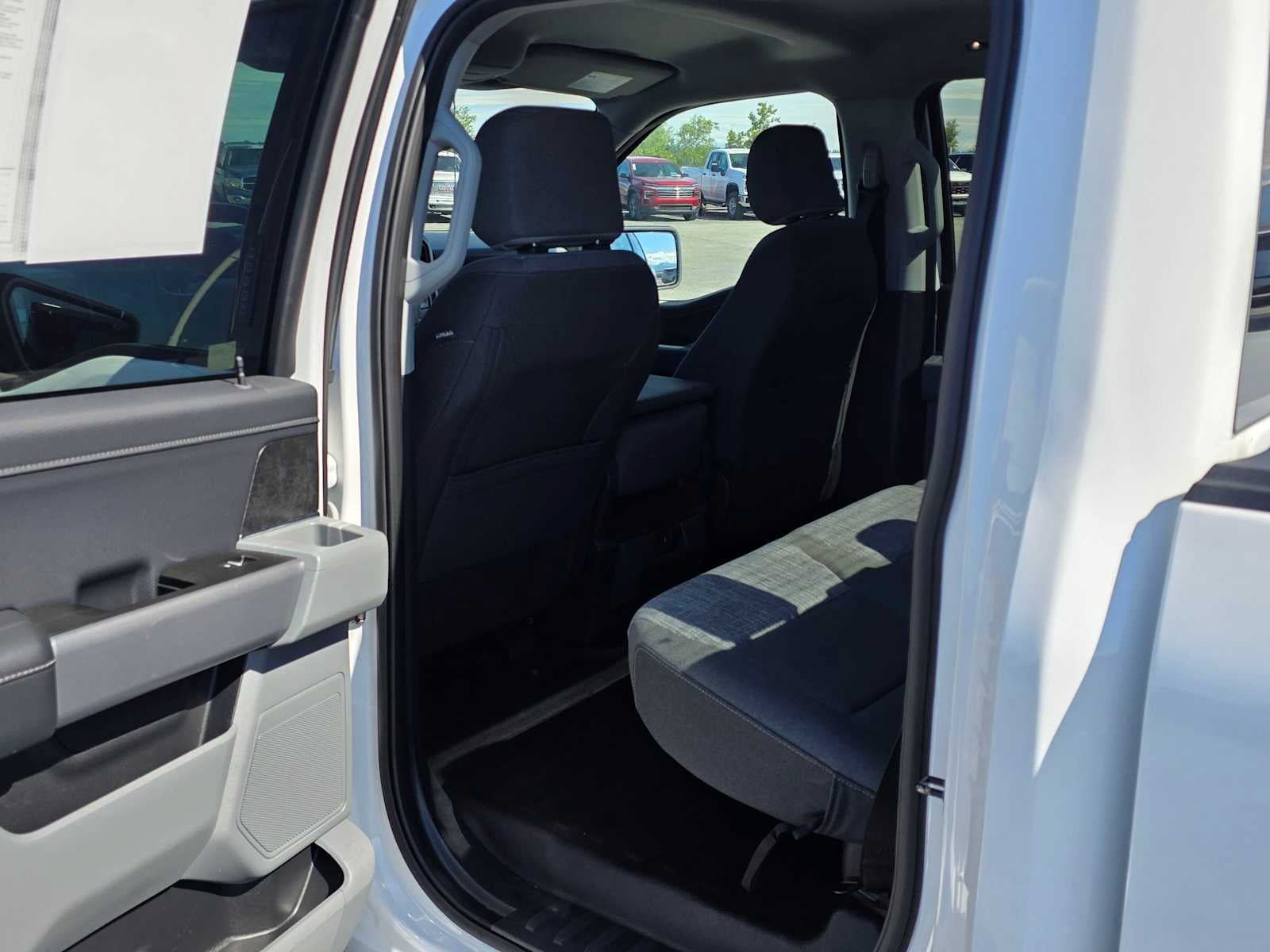 Used 2022 Ford F150 XLT w/ Equipment Group 301A Mid AWD/4WD image 15