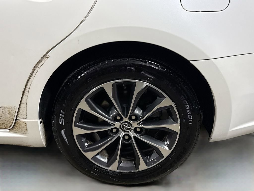 Used 2016 Toyota Avalon XLE Plus image 29