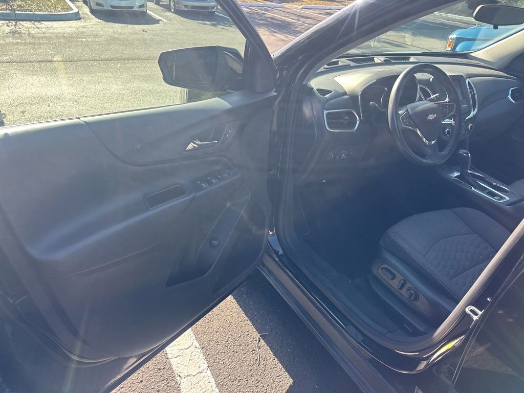 Used 2021 Chevrolet Equinox LT FWD image 5