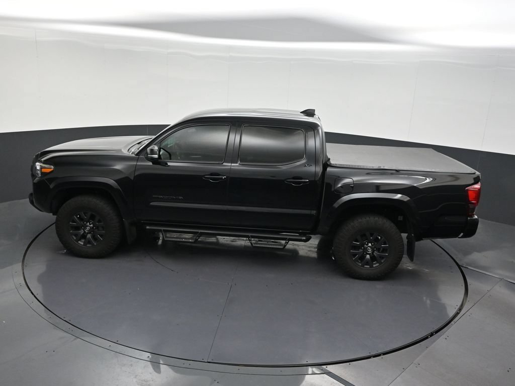 Used 2023 Toyota Tacoma SR5 w/ Technology Package RWD image 16