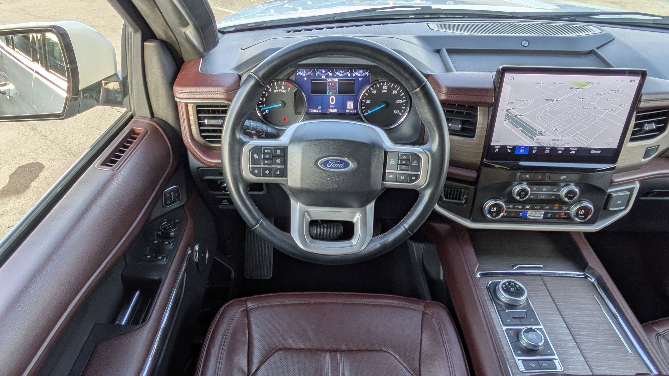 Used 2024 Ford Expedition Limited image 28