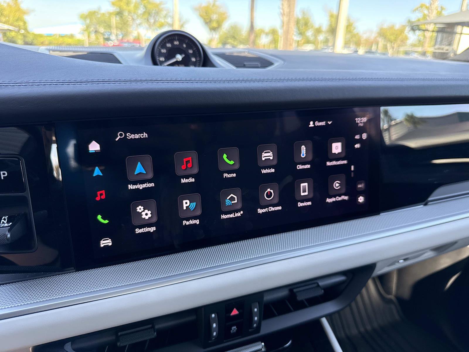 Certified 2024 Porsche Cayenne S image 27