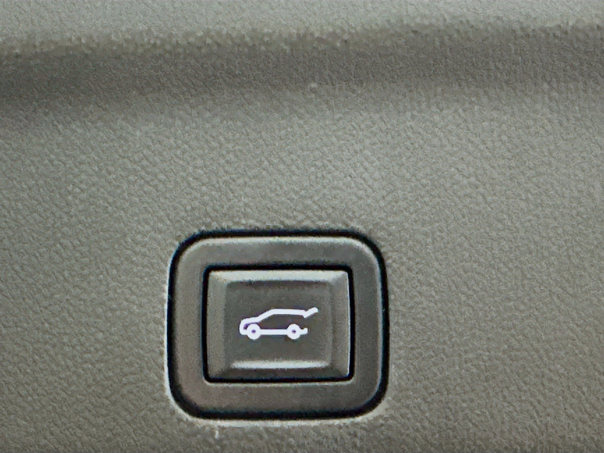 Used 2021 Chevrolet Tahoe Z71 w/ Z71 Signature Package image 32