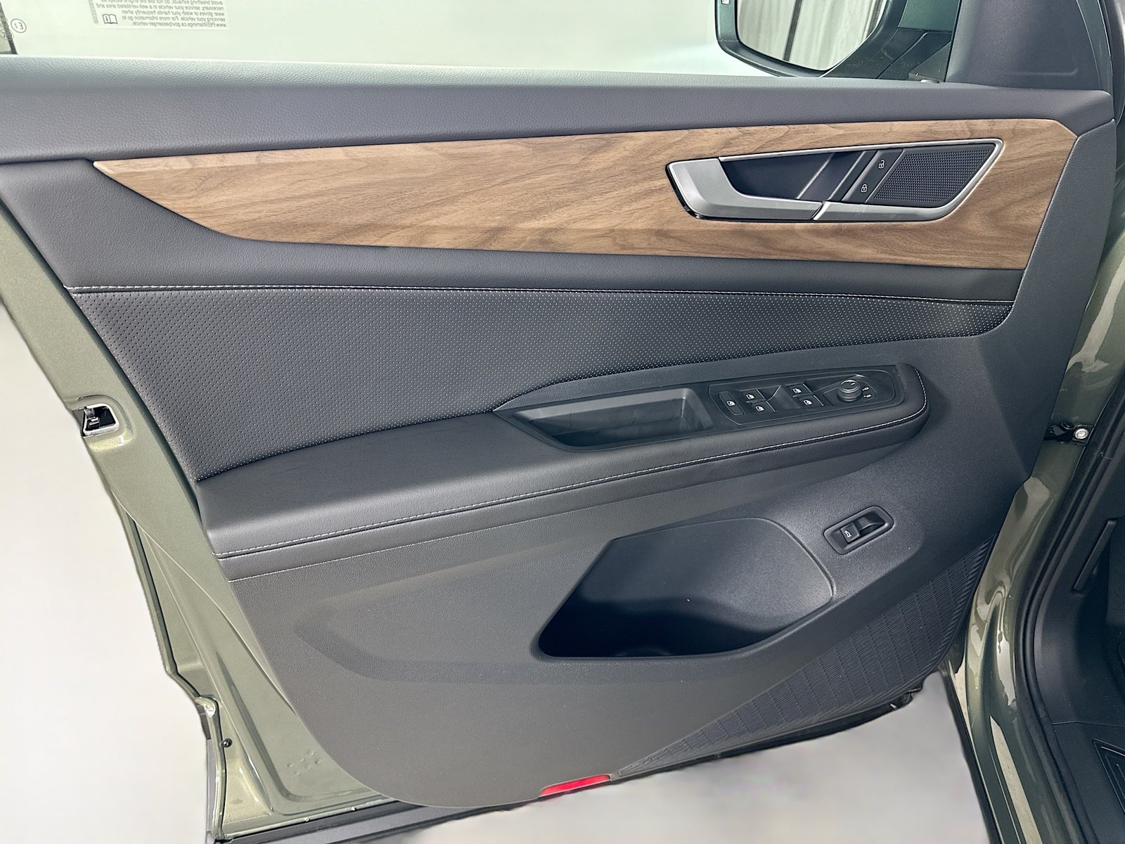 New 2026 Volkswagen Atlas SE AWD/4WD image 16