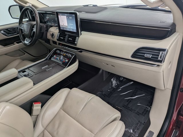 Used 2018 Lincoln Navigator Reserve w/ Technology Package image 20
