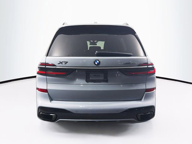 Used 2024 BMW X7 xDrive40i w/ M Sport Package AWD/4WD image 7