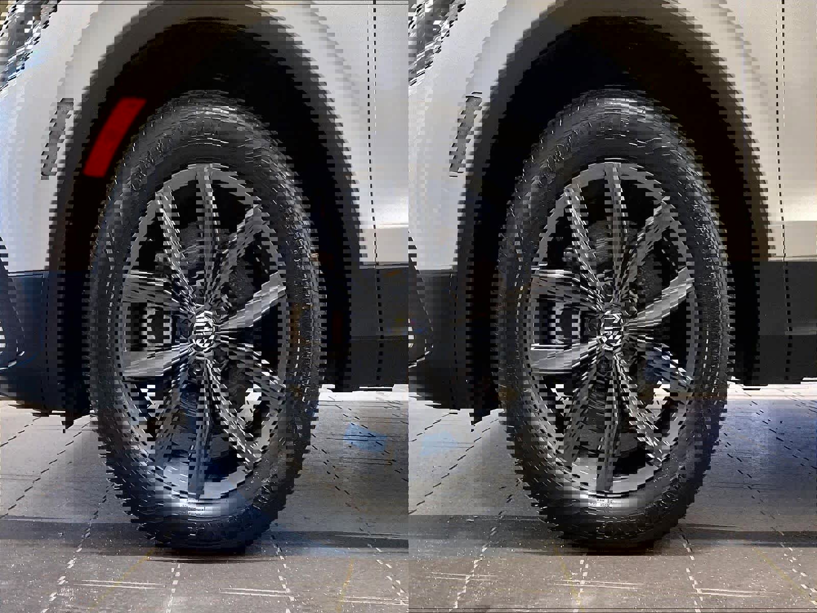 Certified 2023 Volkswagen Tiguan SE AWD/4WD image 7