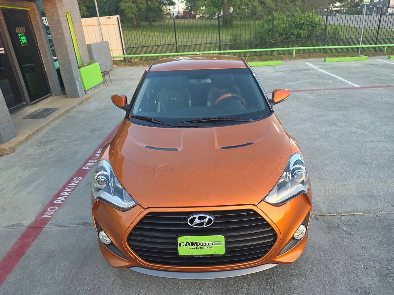 Used 2015 Hyundai Veloster Turbo FWD image 4