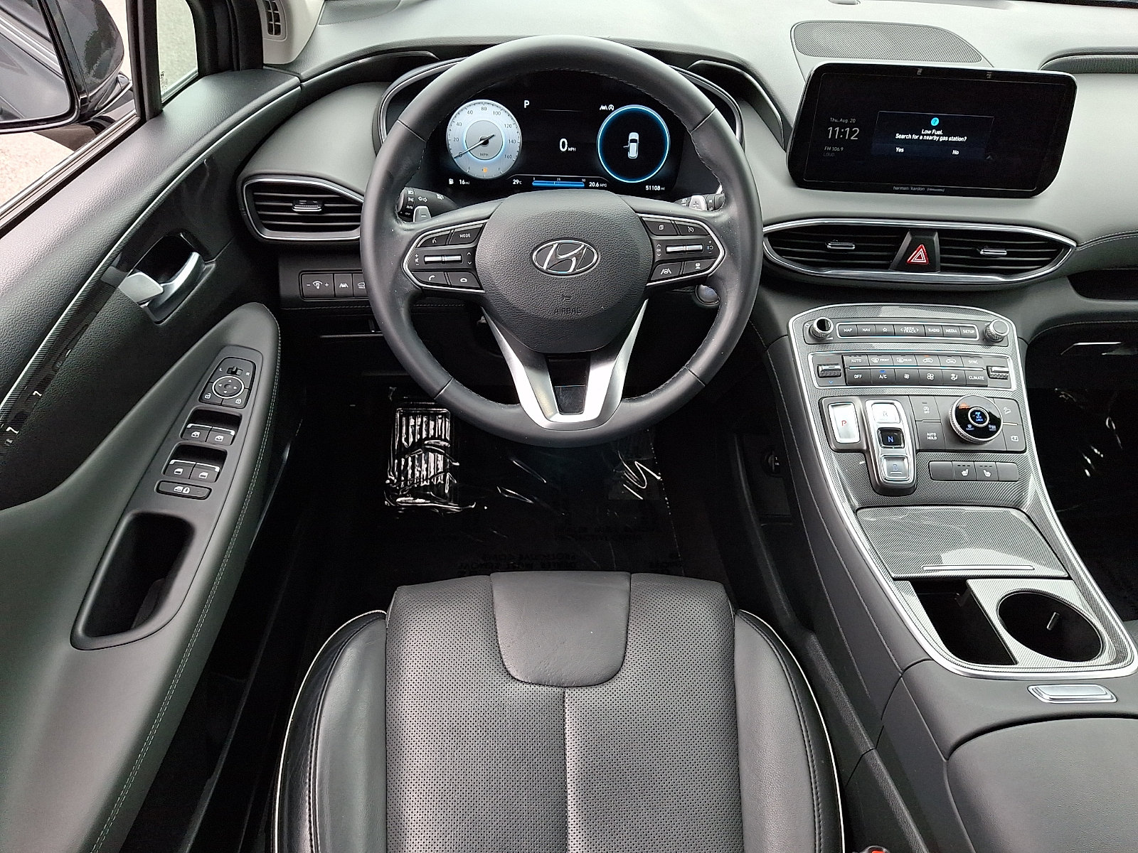 Used 2022 Hyundai Santa Fe SEL w/ Convenience + Premium Package AWD/4WD image 11