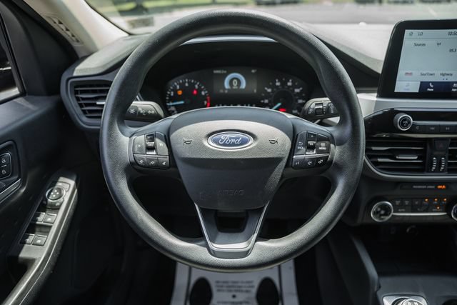 Used 2020 Ford Escape SE FWD image 39