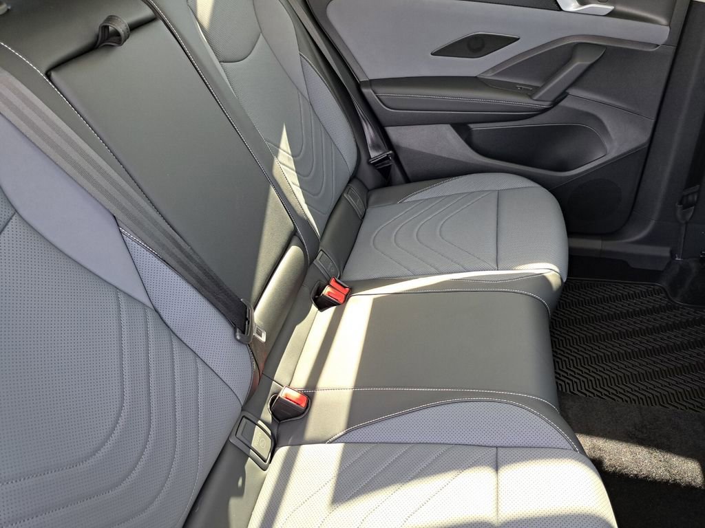 New 2026 Volkswagen Tiguan SE image 21