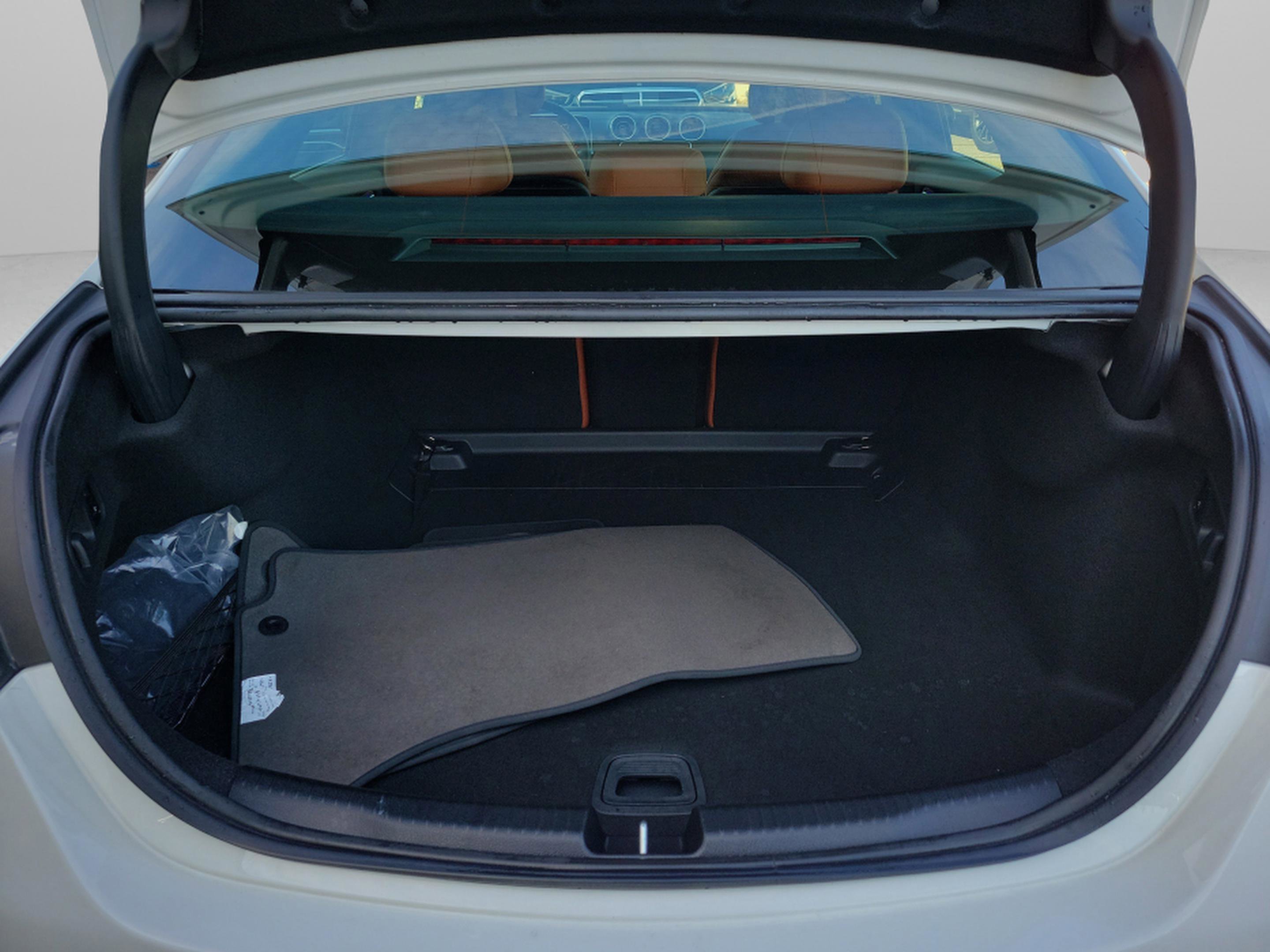 Certified 2025 Mercedes-Benz C 300 Sedan image 9