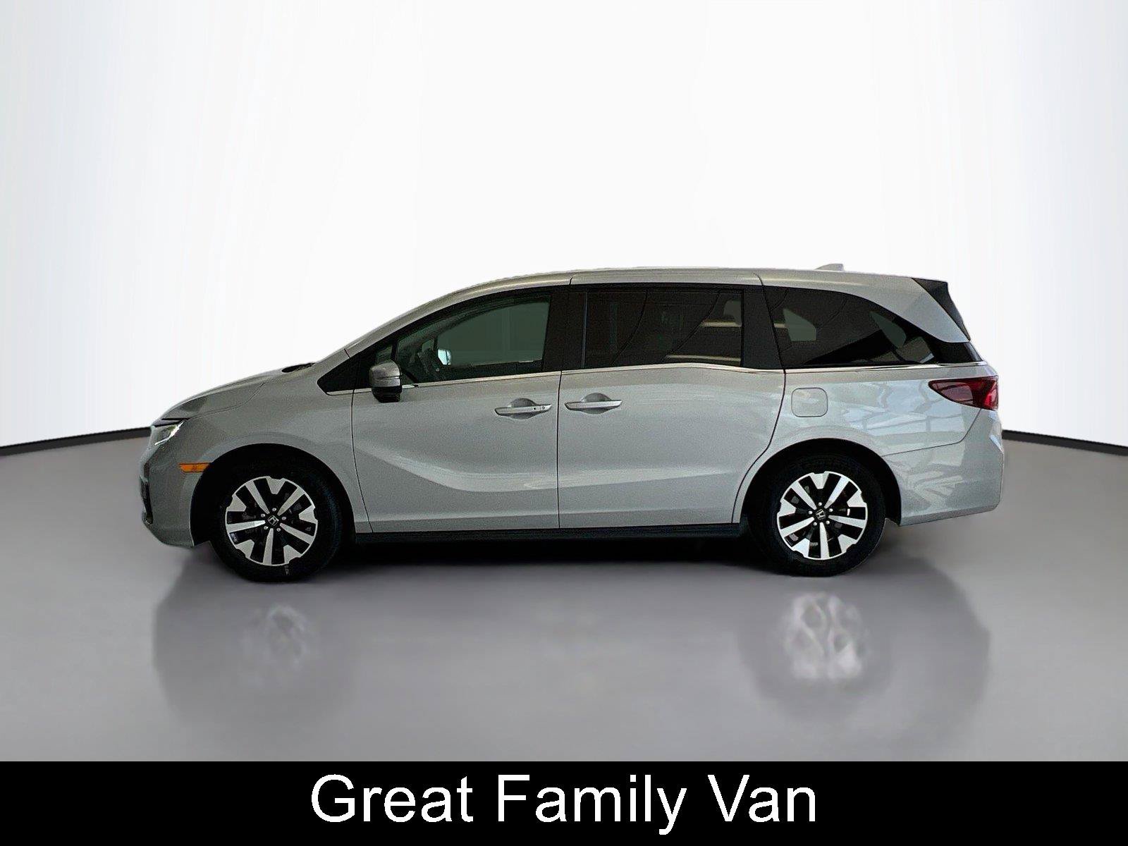 Certified 2025 Honda Odyssey EX-L image 8