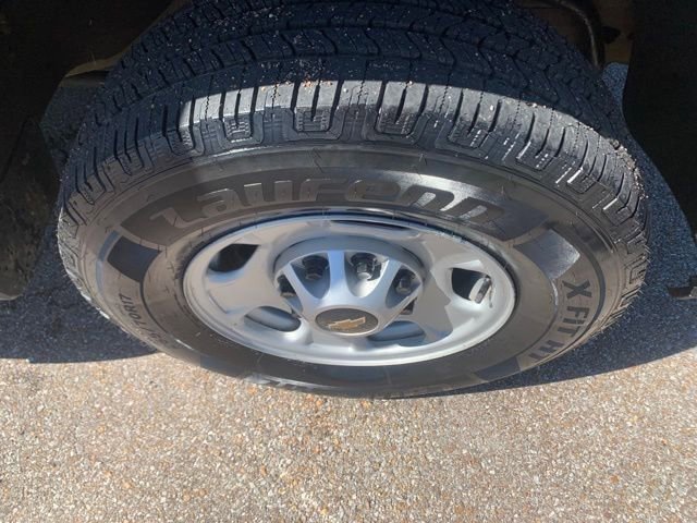 Used 2024 Chevrolet Silverado 2500 W/T image 10