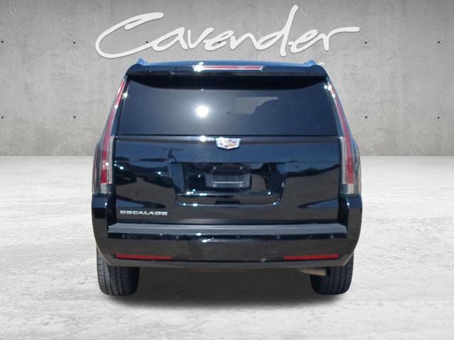 Used 2020 Cadillac Escalade Luxury w/ Escalade Sport Edition AWD/4WD image 15