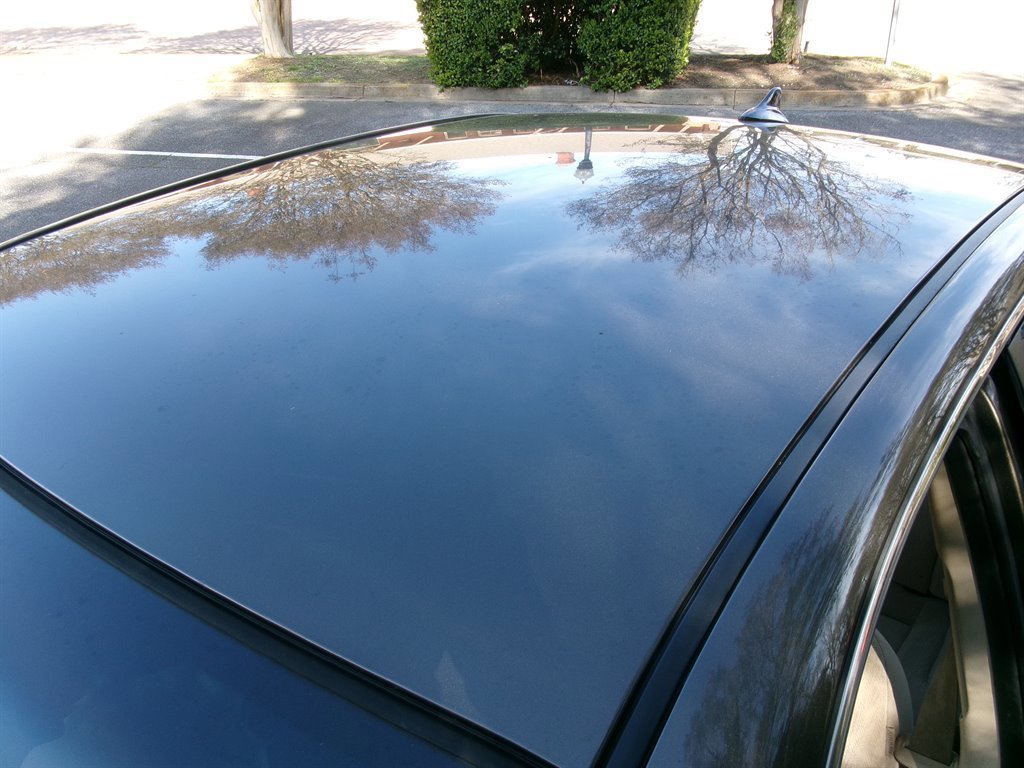 Used 2010 Kia Optima LX w/ Convenience Pkg image 9