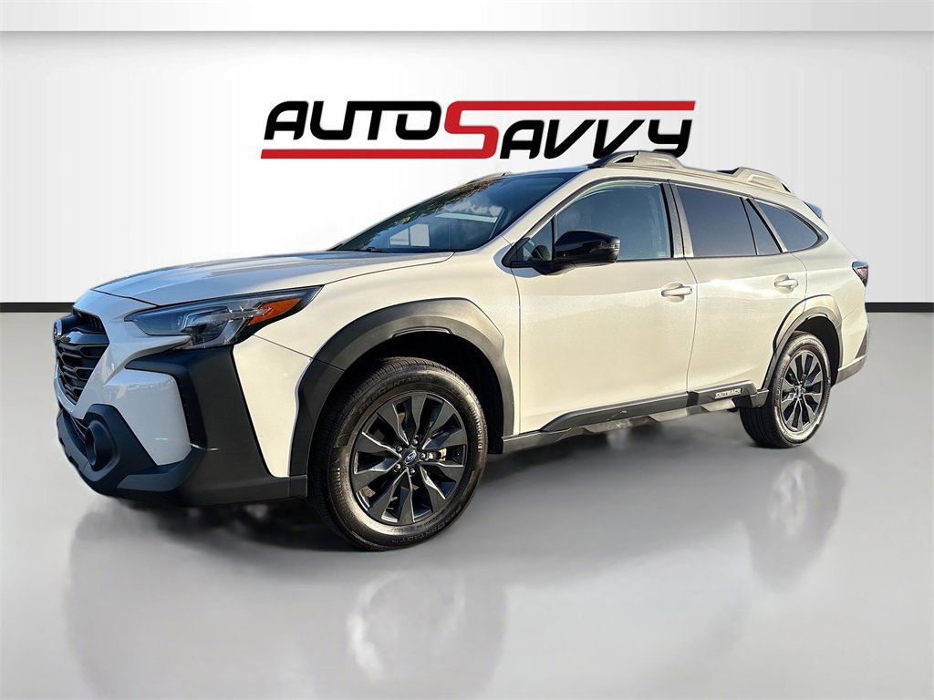 Used 2023 Subaru Outback Onyx Edition image 3