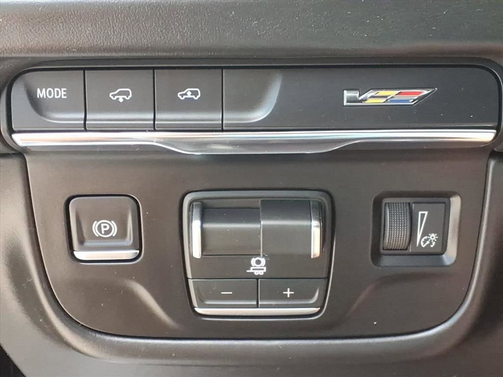 Used 2026 Cadillac Escalade V w/ LPO, Floor Liner Package AWD/4WD image 11