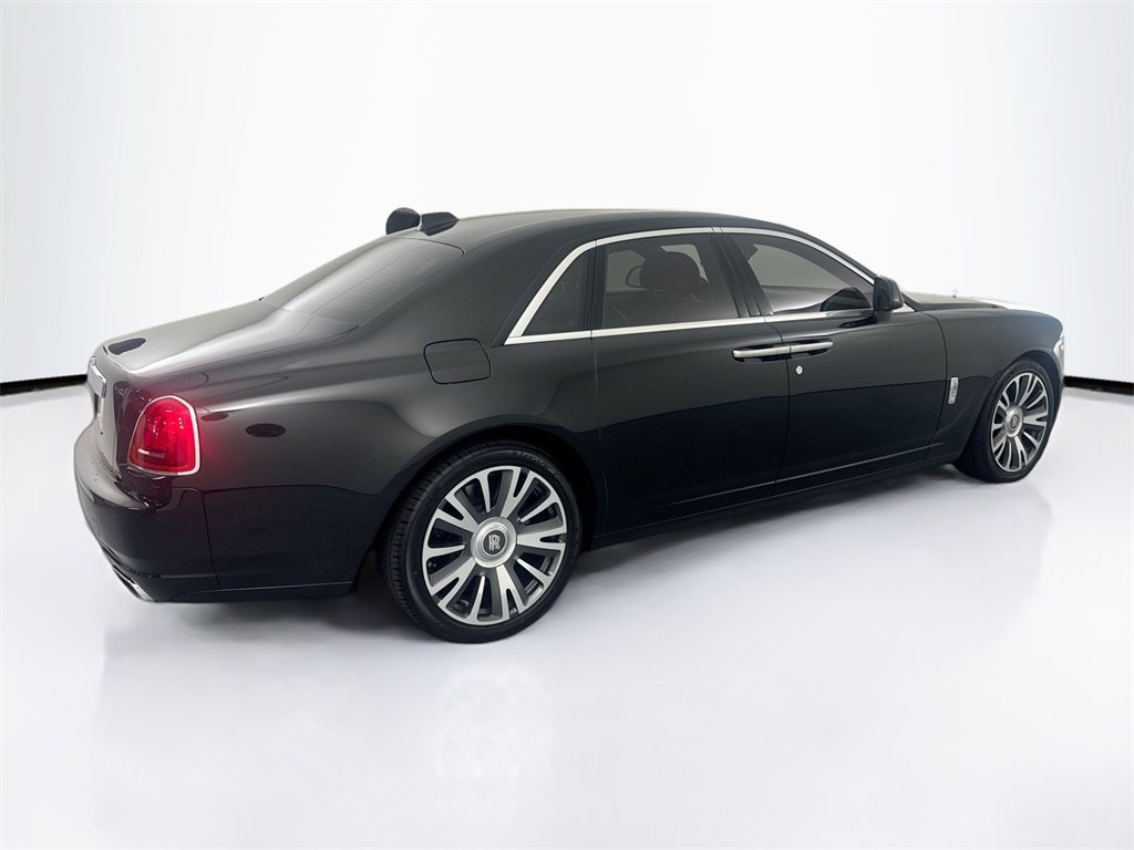Used 2019 Rolls-Royce Ghost image 5