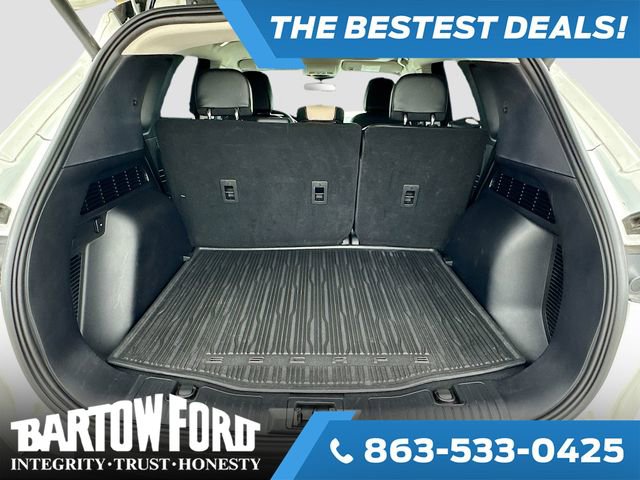Used 2022 Ford Escape SEL image 26
