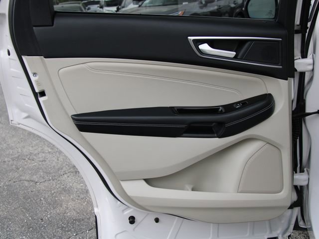 Used 2019 Ford Edge Titanium w/ Equipment Group 301A FWD image 25