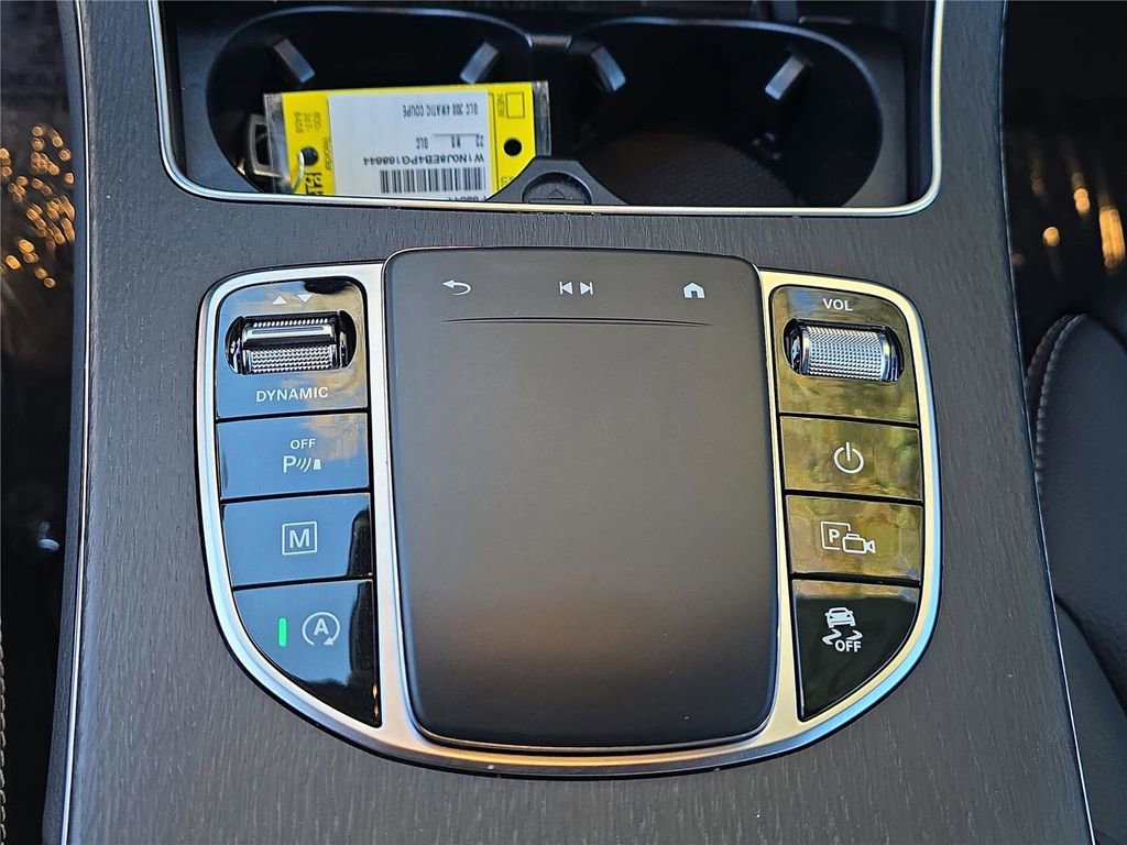 Used 2023 Mercedes-Benz GLC 300 4MATIC Coupe image 21