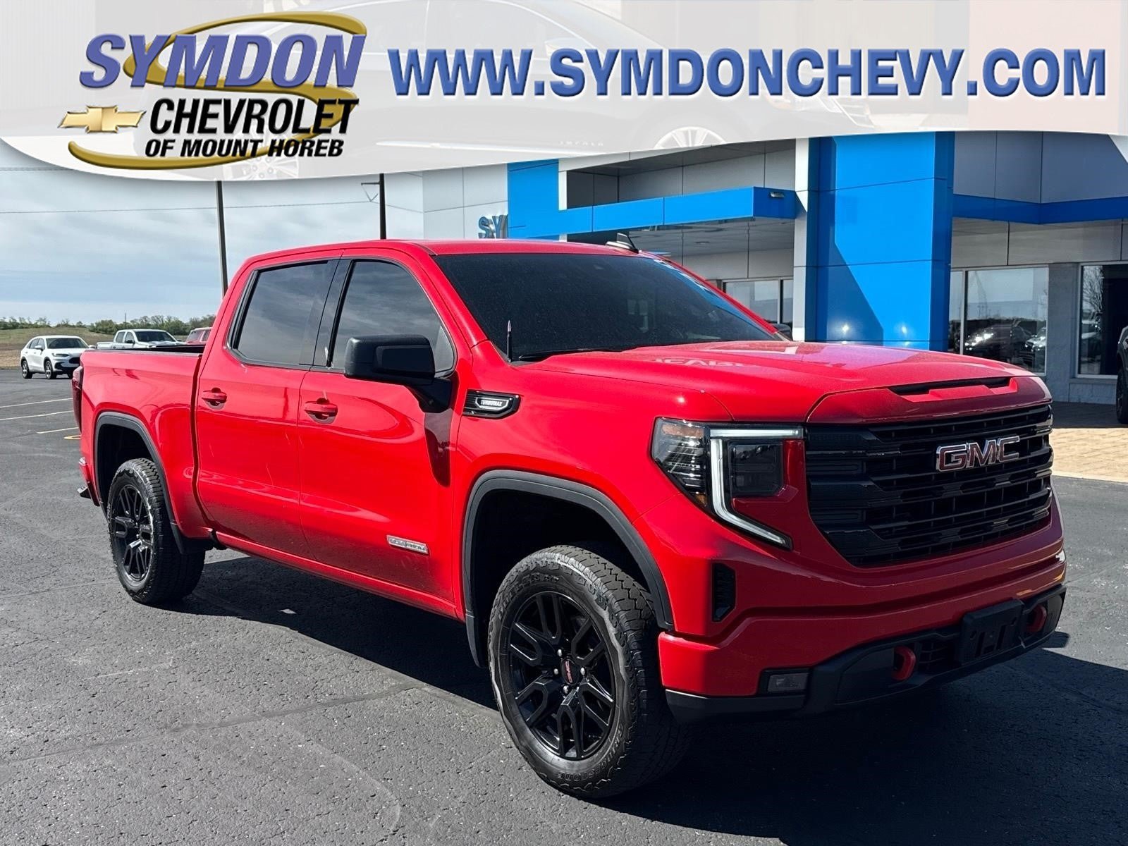 Used 2025 GMC Sierra 1500 Elevation AWD/4WD image 1