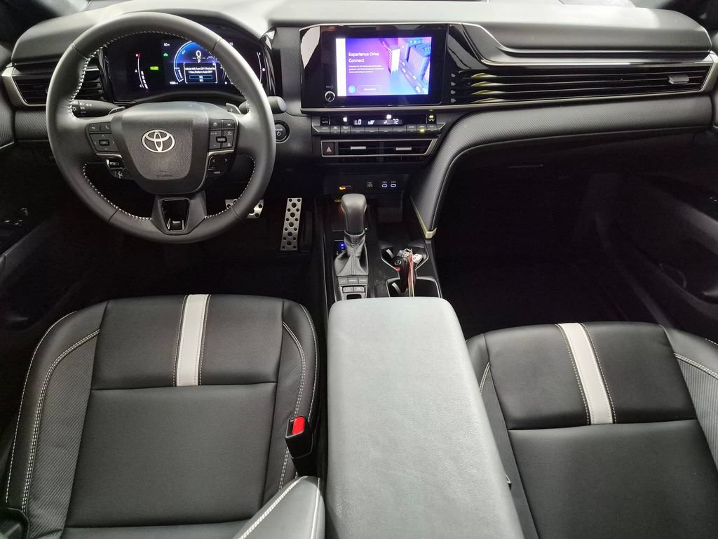 Used 2026 Toyota Camry SE FWD image 23
