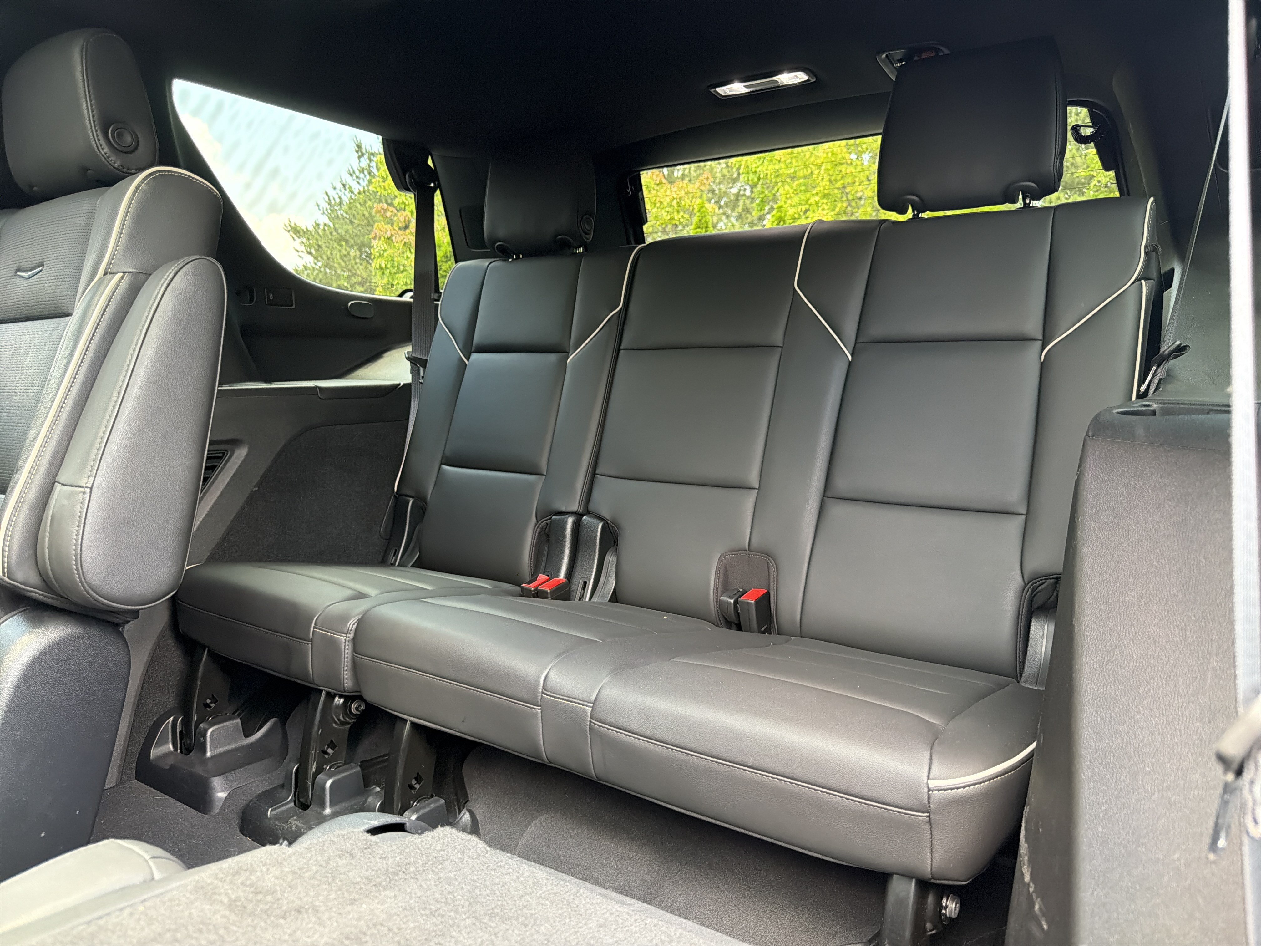 Used 2021 Cadillac Escalade Sport w/ Driver Assist Tech Package AWD/4WD image 9