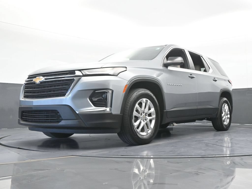 Used 2023 Chevrolet Traverse LS FWD image 59