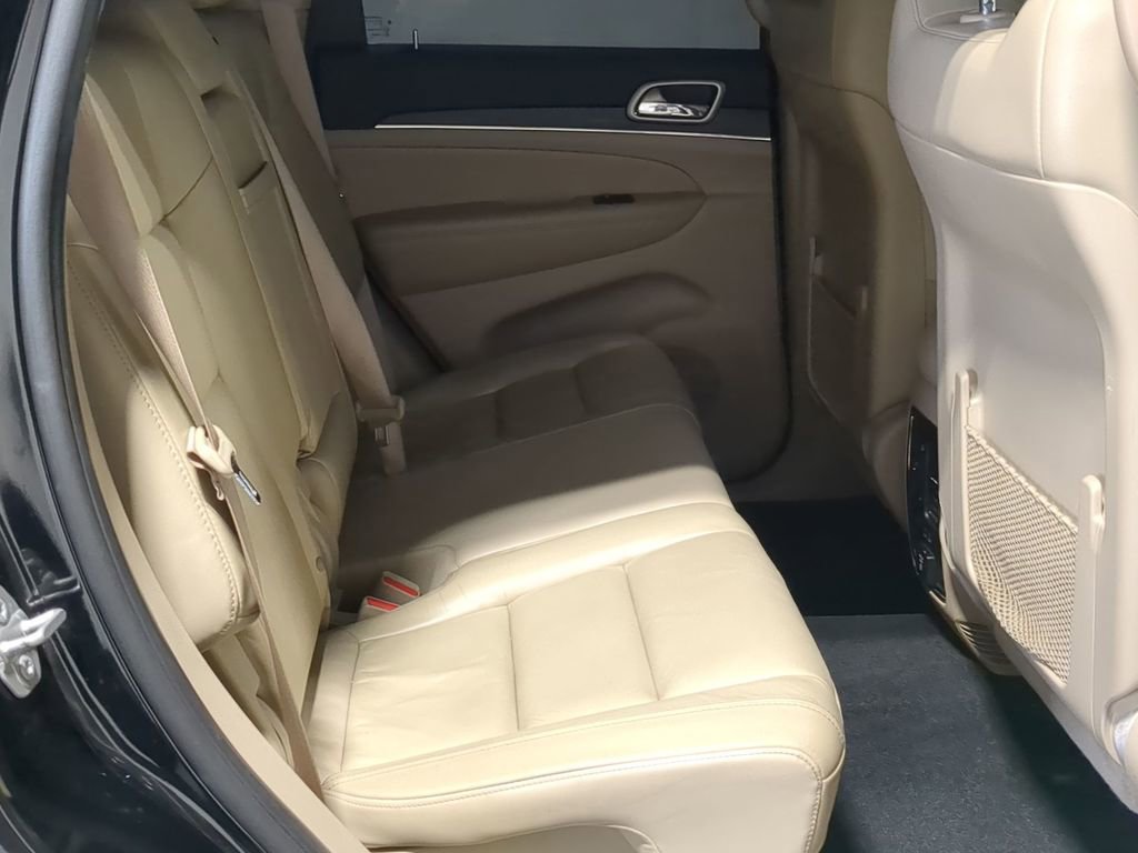 Used 2020 Jeep Grand Cherokee Limited image 34