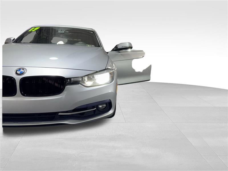 Used 2017 BMW 330i xDrive Sedan image 26