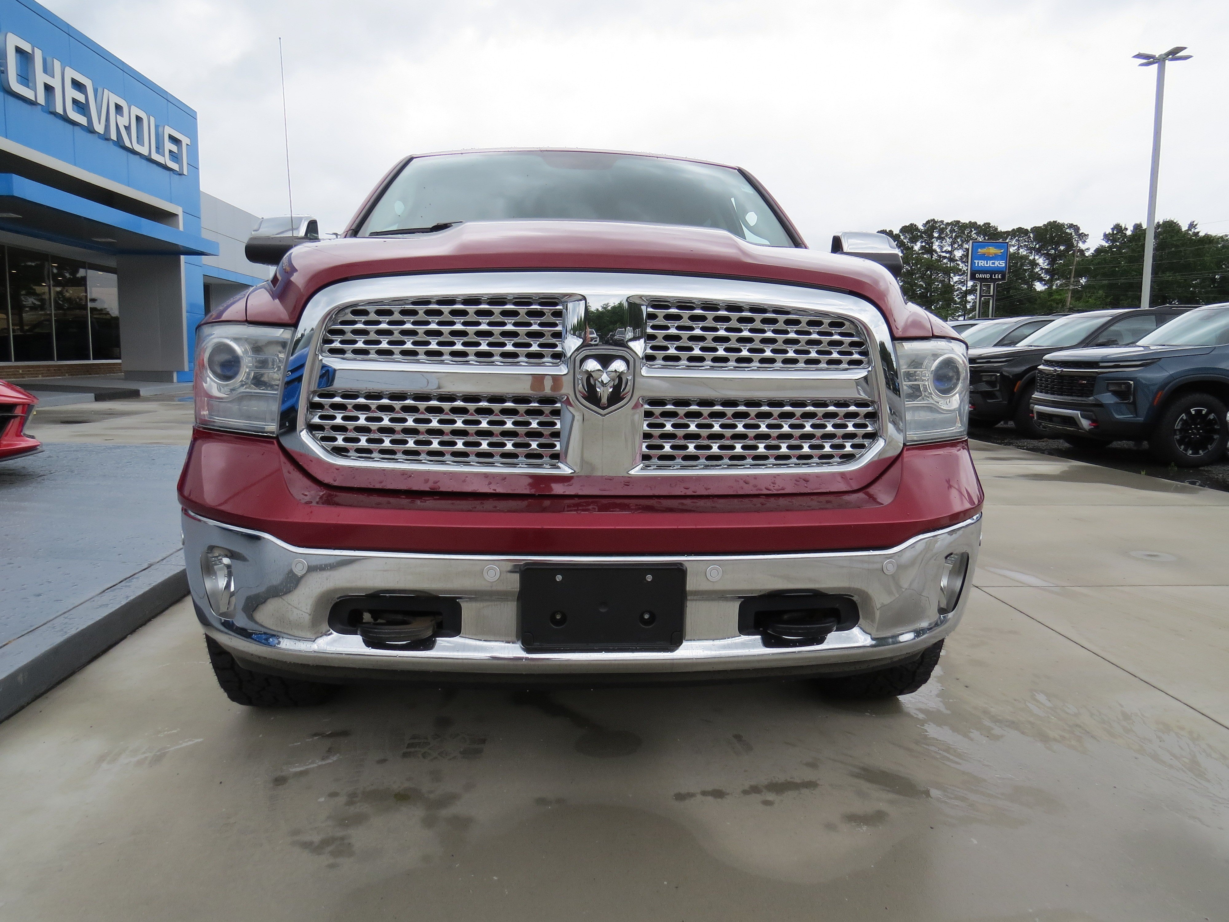 Used 2015 RAM 1500 Laramie w/ Convenience Group AWD/4WD image 7