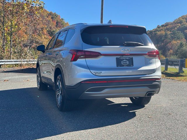 Used 2023 Hyundai Santa Fe SE AWD/4WD image 5