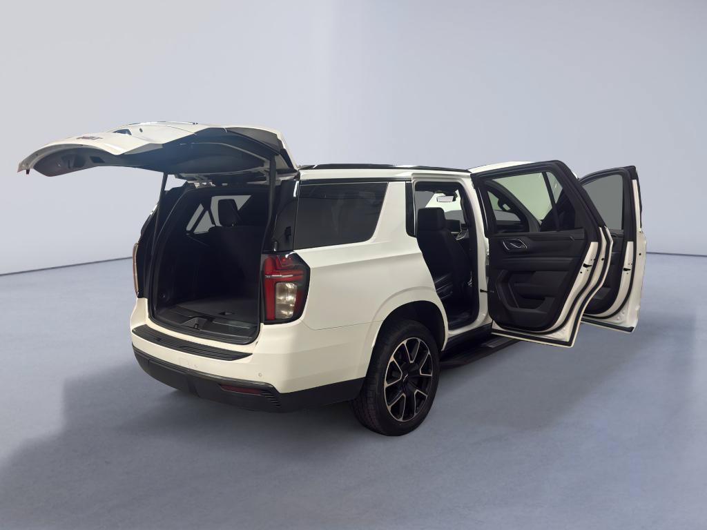 Used 2021 Chevrolet Tahoe RST w/ Luxury Package AWD/4WD image 14