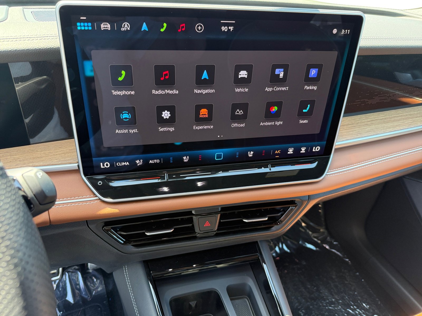 New 2026 Volkswagen Tiguan SEL R-Line AWD/4WD image 12