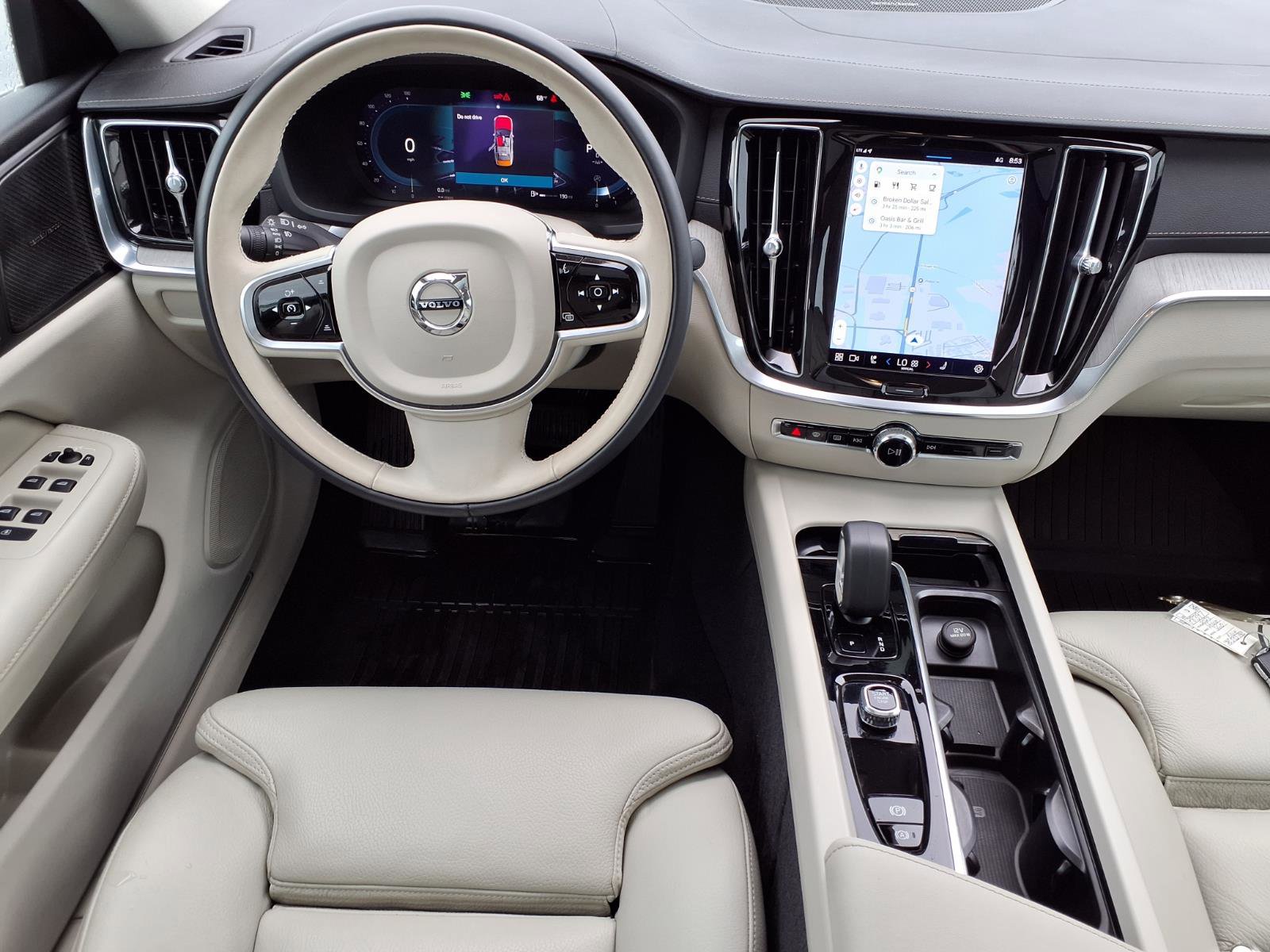 Used 2023 Volvo S60 B5 Ultimate w/ Climate Package FWD image 2