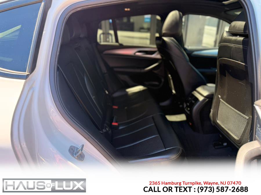 Used 2023 BMW X4 xDrive30i w/ M Sport Package image 19