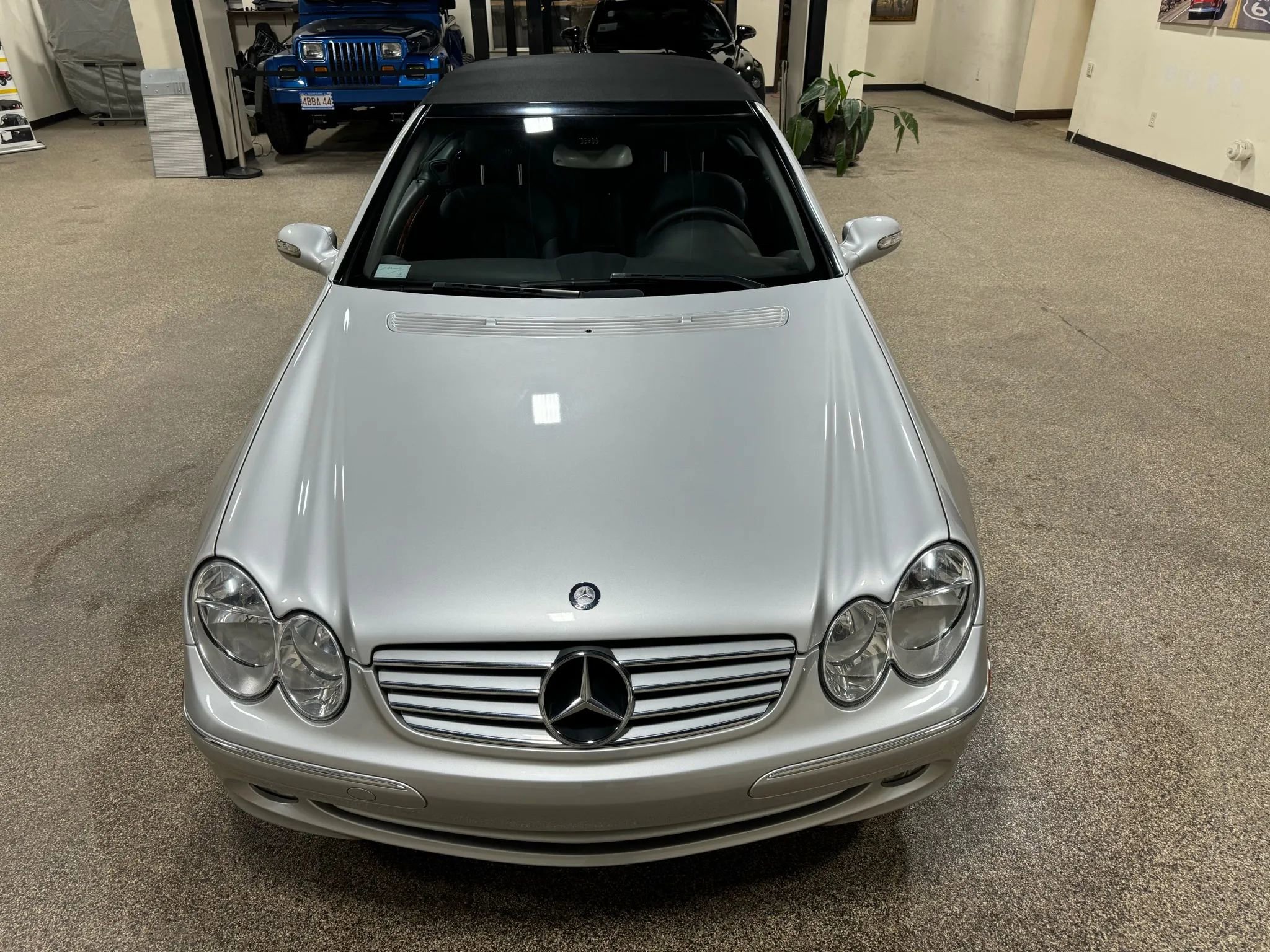 Used 2005 Mercedes-Benz CLK 320 Cabriolet image 13