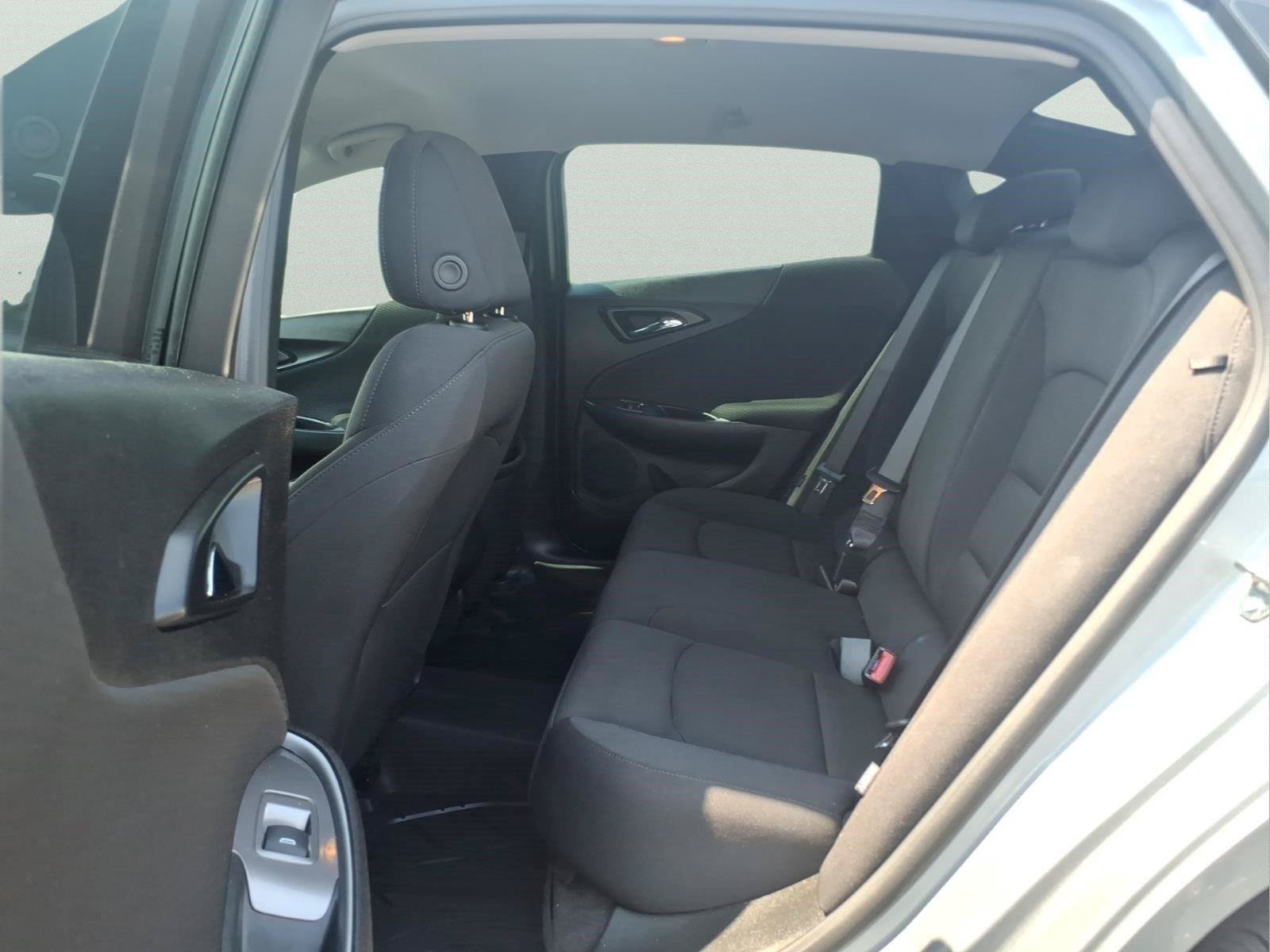 Used 2024 Chevrolet Malibu RS FWD image 4